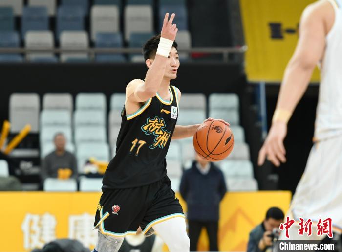 广厦第三阶段战火重燃：核心回归与新援加盟力