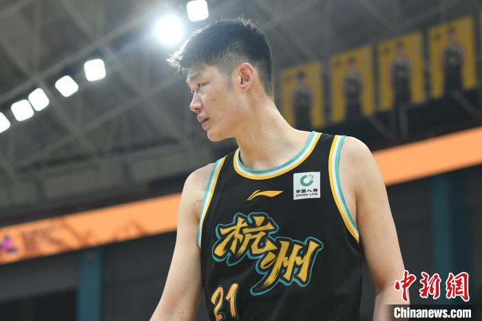 广厦第三阶段战火重燃：核心回归与新援加盟力