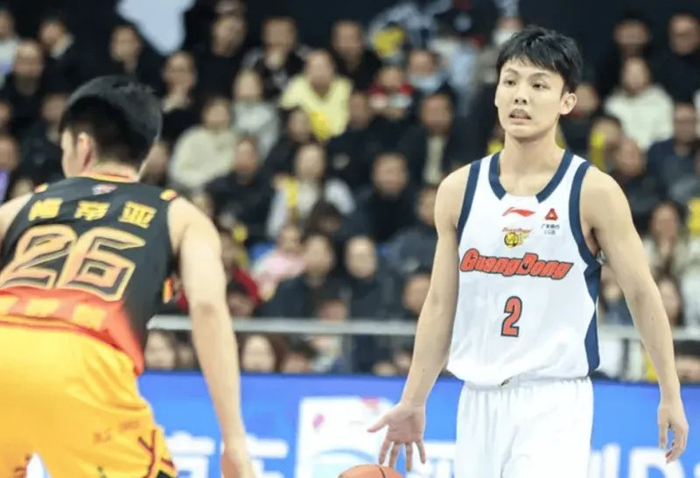 江苏队绝杀广东队 杜锋遭球迷狂喷战术失误