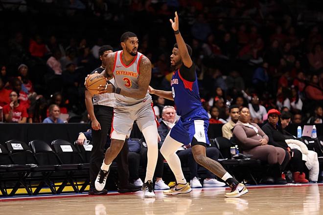 南湾湖人惨败斯托克顿国王 马利克-威廉姆斯砍