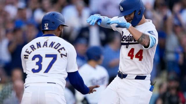 格洛弗双冠加冕 杰曼三分绝杀引爆京粤大战