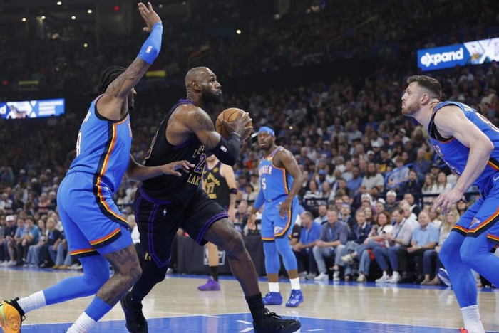 湖人核心集体崩盘暴露防守隐患