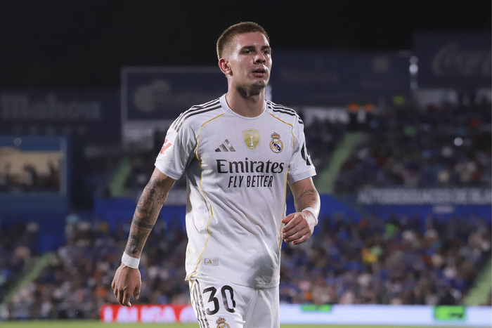 皇马2亿欧元引援四将欧冠关键战未获首发