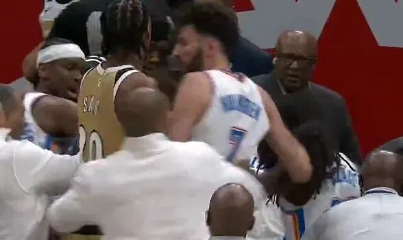 雷霆奇才球员冲突引大规模驱逐 雷霆大胜奇才