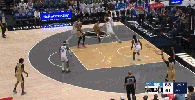 雷霆奇才球员冲突引大规模驱逐 雷霆大胜奇才