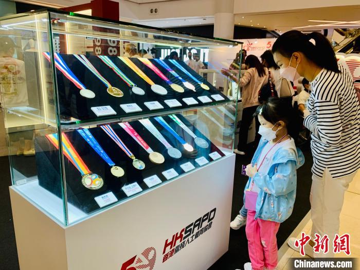香港伤残体育协会50周年展览开幕 运动员分享奋